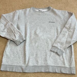Columbia Men's Light Gray Crewneck Sweatshirt